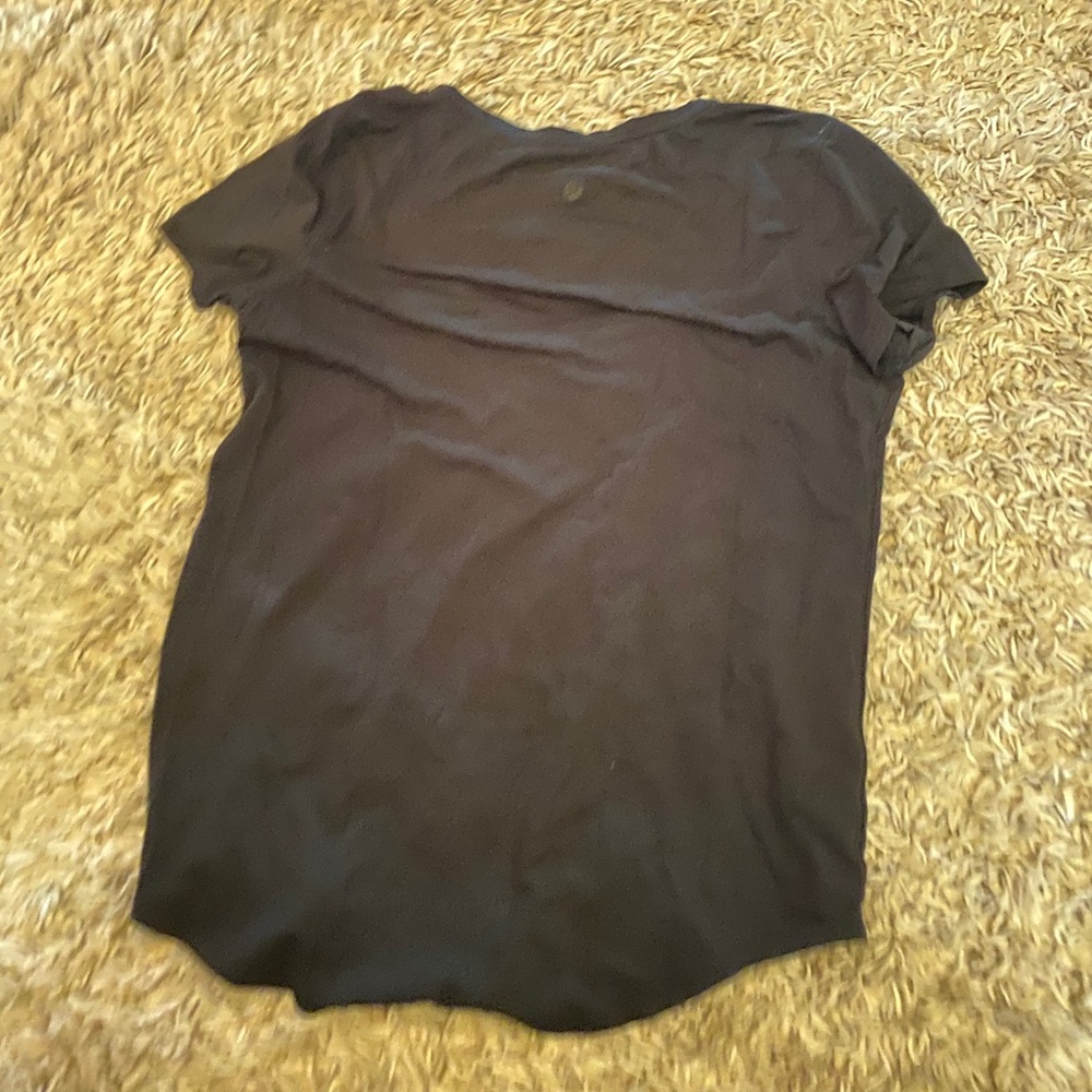 Lululemon black short sleeve top